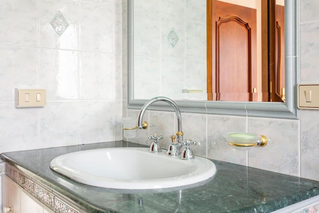 Villa Graziosa Траппітелло Екстер'єр фото